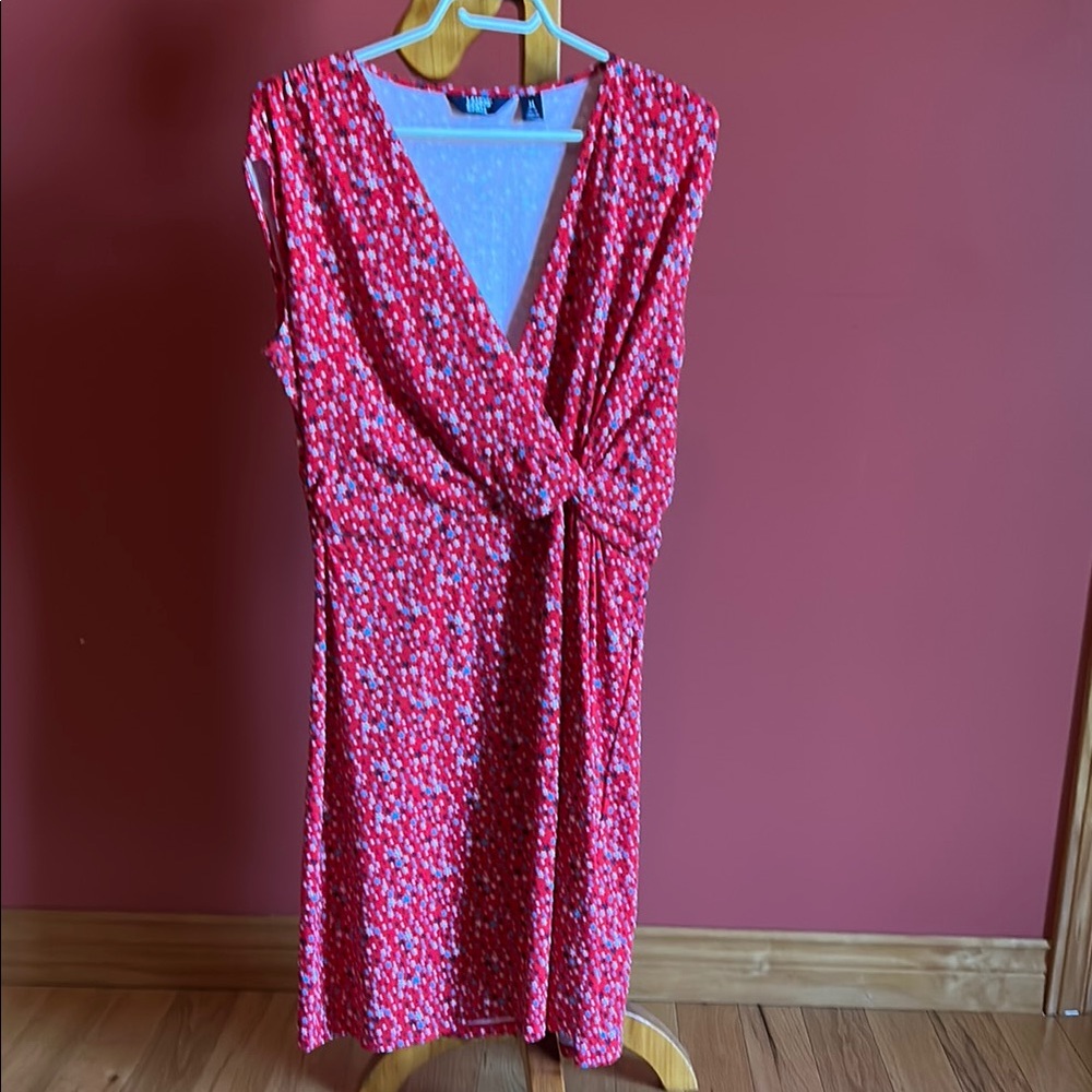 Chic Red Lands End Dress with Star pattern